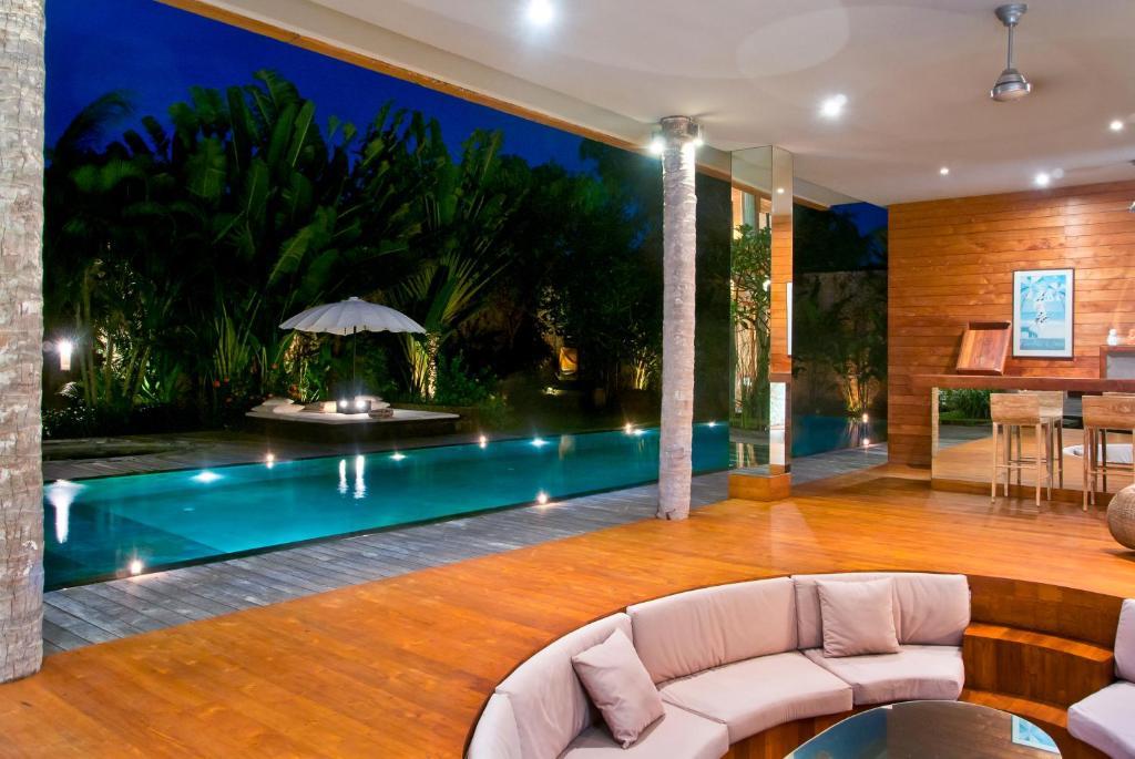 Eko Villa Seminyak - Tropical Villa, Walk To Beach Exterior foto